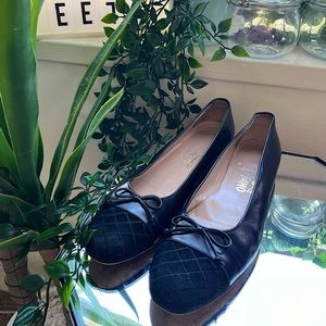 Ferragamo Black Flats